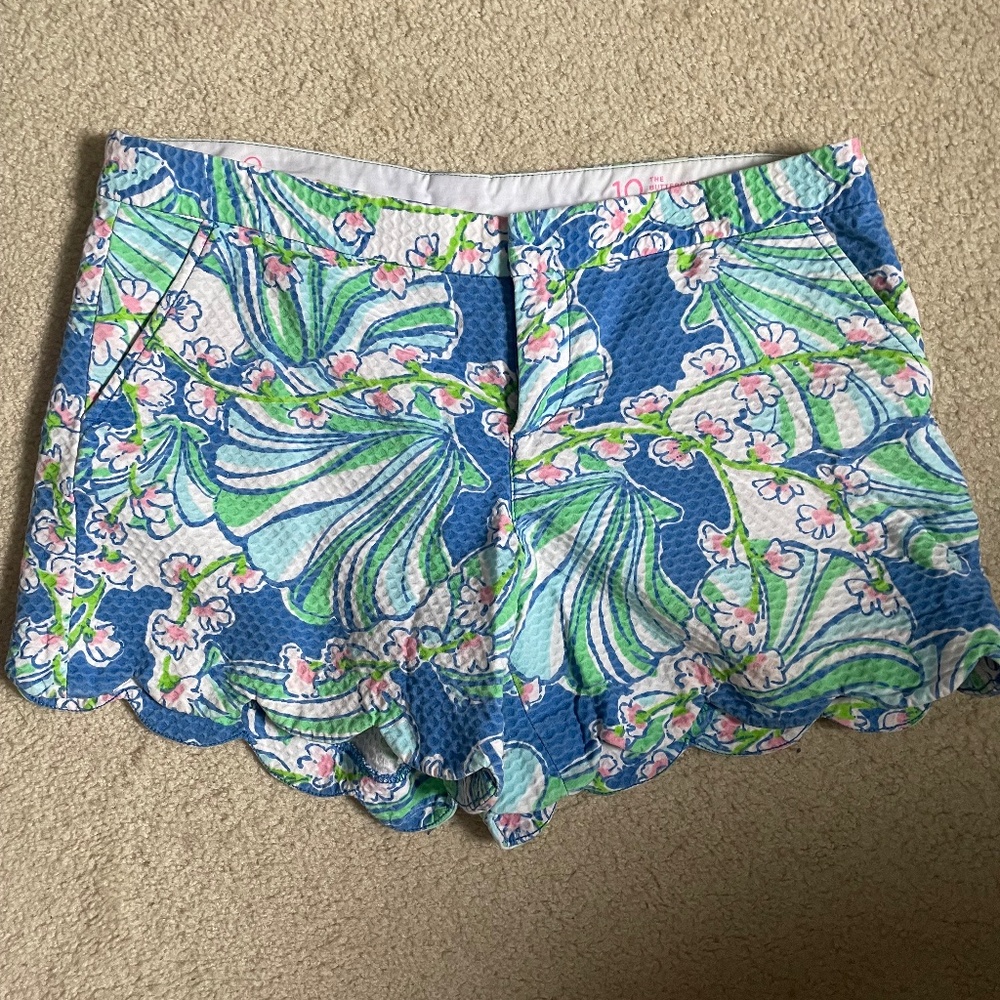 Lilly Pulitzer buttercup short size 10
